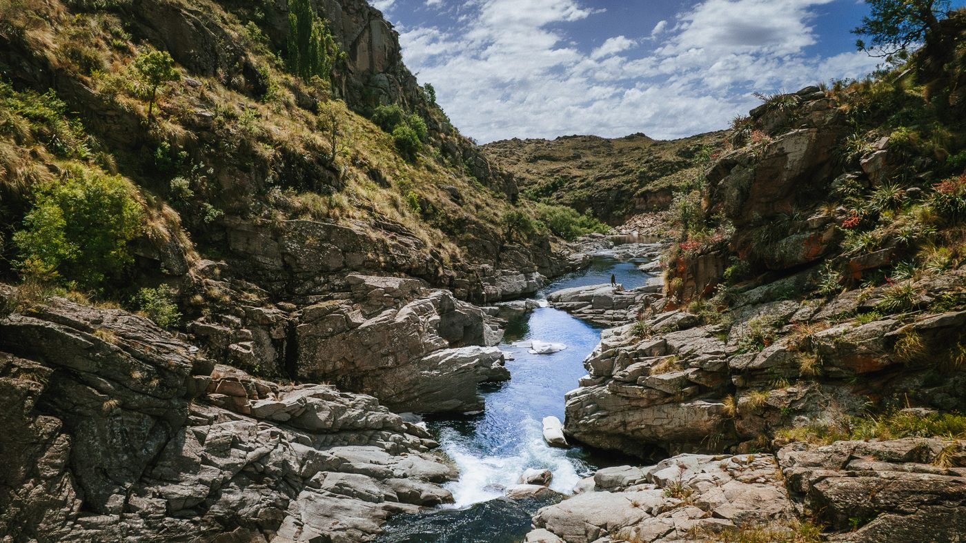 The river canyon between rock walls