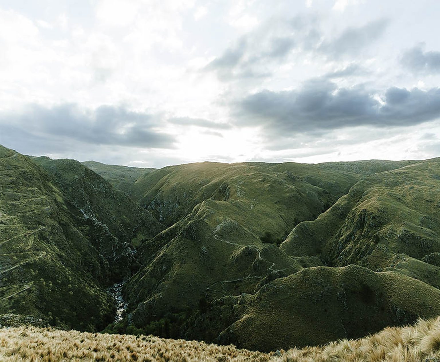 Panoramic view of the Sierras de Córdoba — the canyon and hills of Carahuasi's land